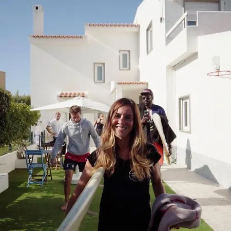 Free Spirit House - Surf&yoga Retreats * Cascais