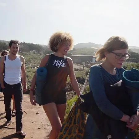 Hostel Free Spirit House - Surf & Yoga Retreats