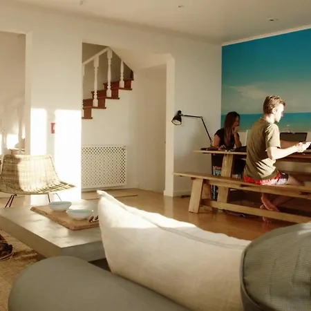Hostel Free Spirit House - Surf & Yoga Retreats Cascais